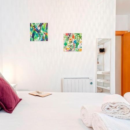 Happy Tropical - Centro Historico Apartment มาลากา ภายนอก รูปภาพ