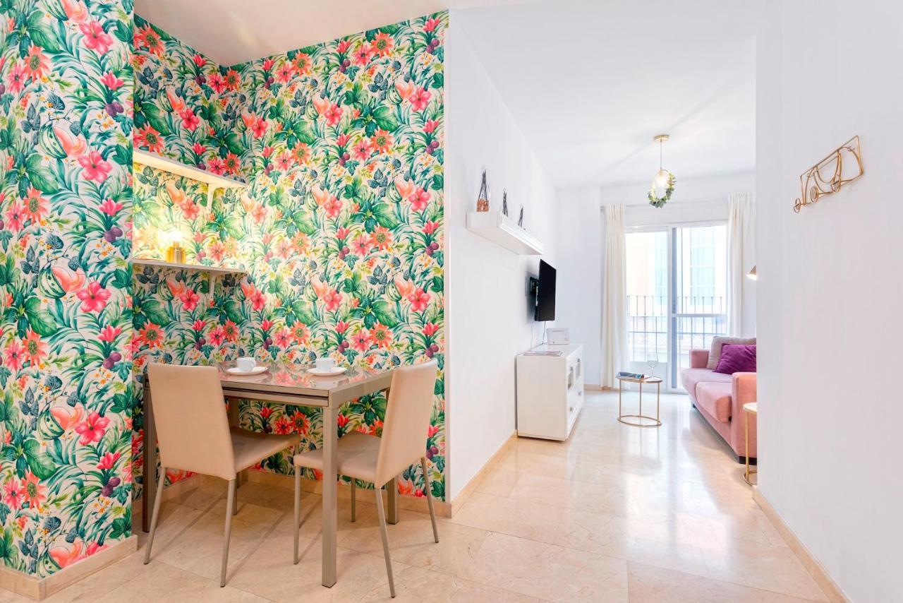 Happy Tropical - Centro Historico Apartment มาลากา ภายนอก รูปภาพ
