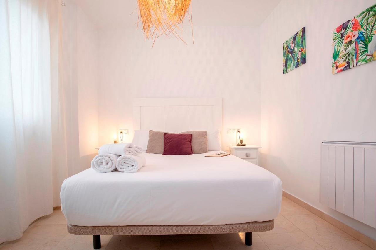 Happy Tropical - Centro Historico Apartment มาลากา ภายนอก รูปภาพ