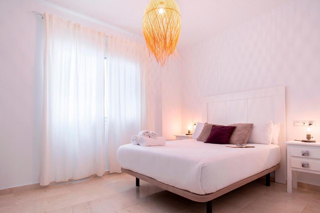 Happy Tropical - Centro Historico Apartment มาลากา ภายนอก รูปภาพ